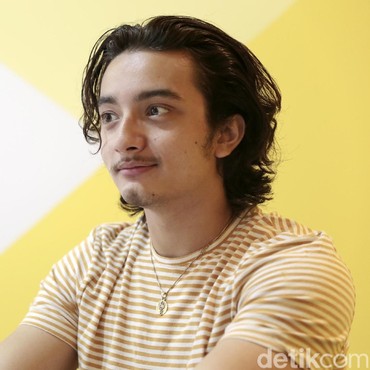 Doyan yang Manis, Bryan Domani Keranjingan Bikin Minuman Kekinian