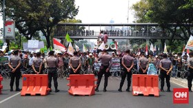 Petani Mengaku Jual Kambing Demi Menemui Jokowi