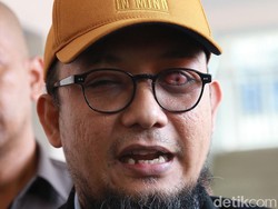 Novel di Sidang Singgung Kasus-kasus yang Ditanganinya Saat Teror Air Keras