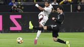 FOTO: Duel Jerman vs Argentina Berakhir Tanpa Pemenang Timnas Jerman harus puas bermain imbang 2-2 melawan timnas Argentina dalam laga uji coba di Stadion Signal Iduna Park, Dortmund, Kamis (10/10) dini hari WIB.