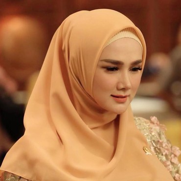 Penjelasan Mulan Jameela soal Sekolah Dasar 3 Tahun