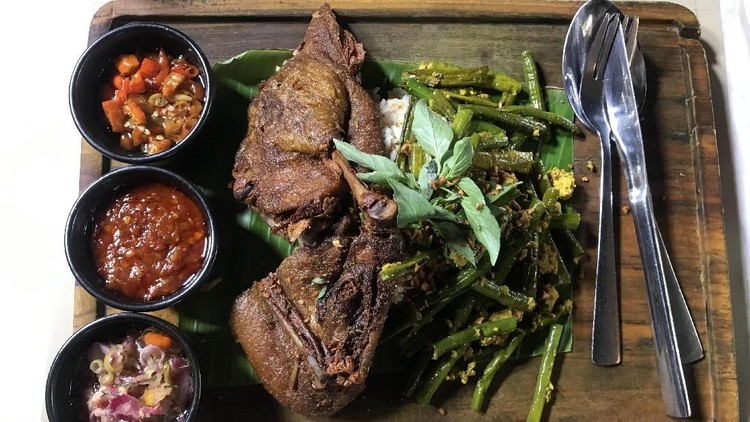 Nonton Bikin Laper Ada Kepiting Segede Lengan Hingga Ayam 