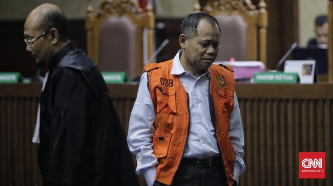 Habil Marati divonis setahun penjara karena terbukti membantu melakukan tindak pidana dengan cara menyediakan dana untuk pembelian senjata api ilegal.