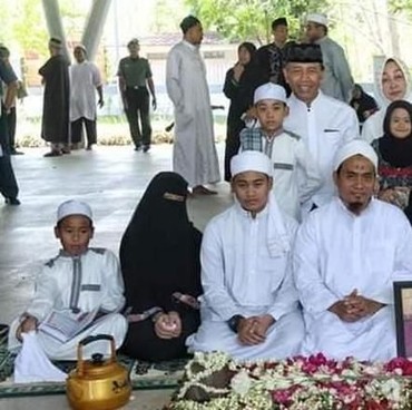 Potret Keluarga Wiranto yang Jarang Terekspos