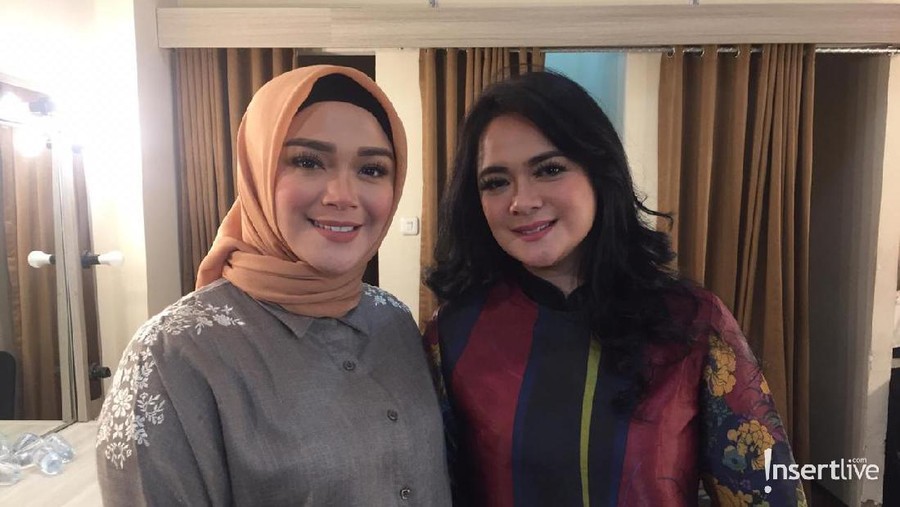 Menurut Sheza dan Shezy Idris, menjaga penampilan diperlukan salah satunya untuk menghindari adanya pelakor.