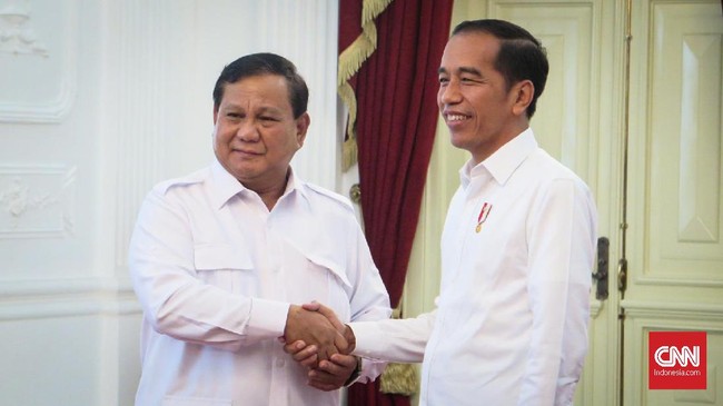 Pengamat UNJ, Ubedillah Badrun menilai pembentukan kabinet yang ranah perogratif Jokowi justru masih tersandera restu Megawati Soekarnoputri.