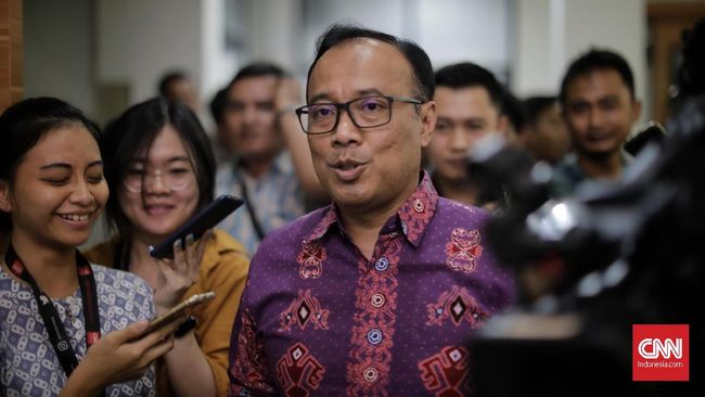 Total 40 Terduga Teroris Ditangkap Usai Penusukan Wiranto Polri mengamankan total 40 orang terduga teroris dari jaringan Jamaah Ansharut Daulah usai penusukan Menkopolhukam Wiranto.