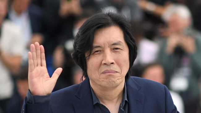 Jejak Lee Chang-dong mengubah dan membawa film Korea ke mata dunia dimulai dari kecintaannya menonton film.