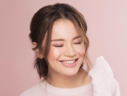 Rossa Salting Didatangi Afgan di Love Fest 2020