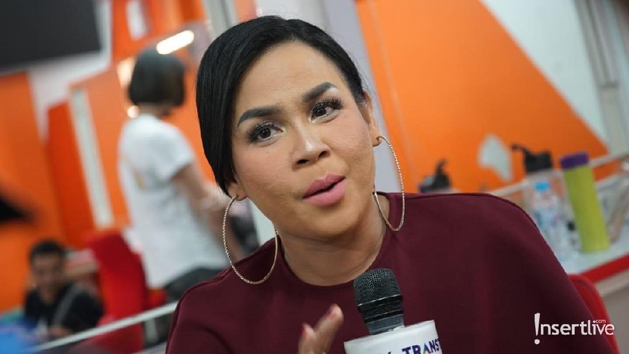 Beberapa anak artis yang sering melukai diri sendiri ketika cemas atau depresi.