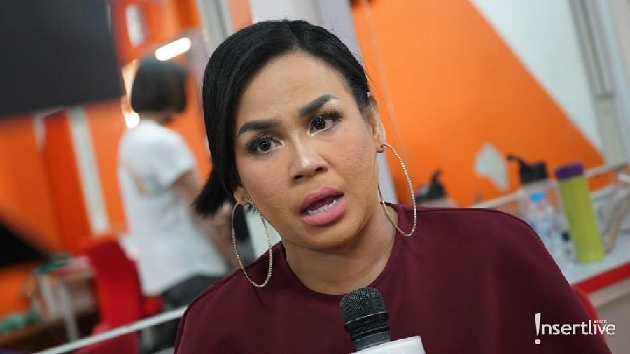 Melaney Ricardo Panik Tyson Lynch Tertahan di Australia Melaney Ricardo khawatir Tyson Lynch tak bisa pulang ke Indonesia saat pandemi virus corona.