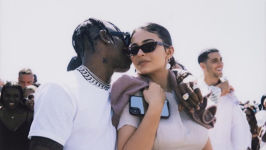 Kemungkinan Travis Scott dan Kylie Jenner untuk kembali bersama setelah berpisah satu bulan. 