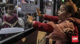 FOTO: Ratapan Tanpa Akhir Para Pencari Suaka di Kebon Sirih