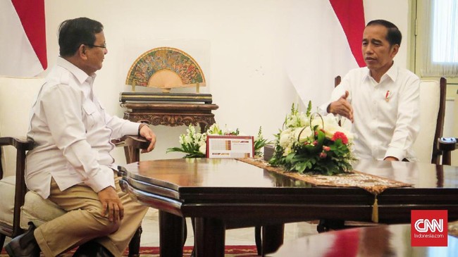 Presiden Jokowi menyebut rencana pembelian alutsista dari Prancis belum diputuskan dan baru akan dibahas pekan depan dalam rapat terbatas.