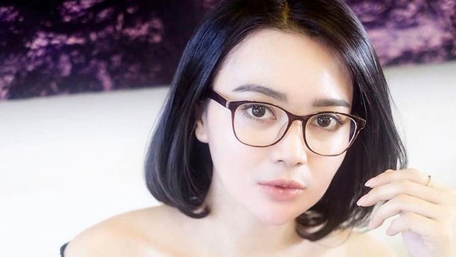Wika Salim mengunggah dirinya berada di kantor polisi. Apa yang terjadi padanya.