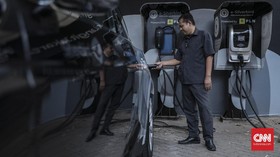 Target Ambisius Jokowi untuk Kendaraan Rendah Emisi