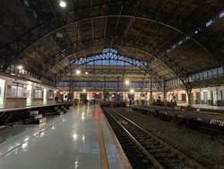 Panduan Naik KRL: Jadwal & Rute Stasiun Tanjung Priok
