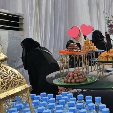Mewah, Penggemar BTS di Arab Saudi Tak Perlu Antre Kepanasan