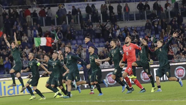 Italia Tim Kedua yang Lolos ke Piala Eropa 2020 Timnas Italia memastikan diri lolos ke Piala Eropa 2020 usai menang 2-0 atas Yunani di Kualifikasi Piala Eropa, Minggu (13/10) dini hari WIB.