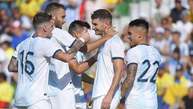 Argentina Hajar Ekuador 6-1