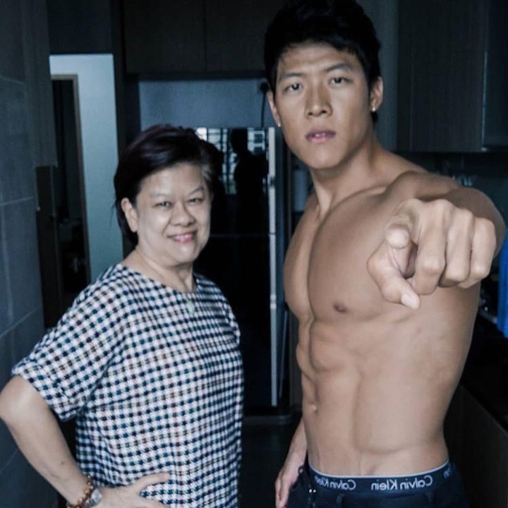 <p>Walter memang sosok penyayang ibu. (Foto: Instagram/ @walkthewalter)  </p>