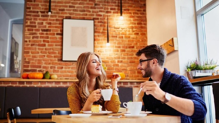 Bunda, simak ramalan zodiak hari ini mengenai kecantikan, asmara hingga peruntungan lainnya yuk!