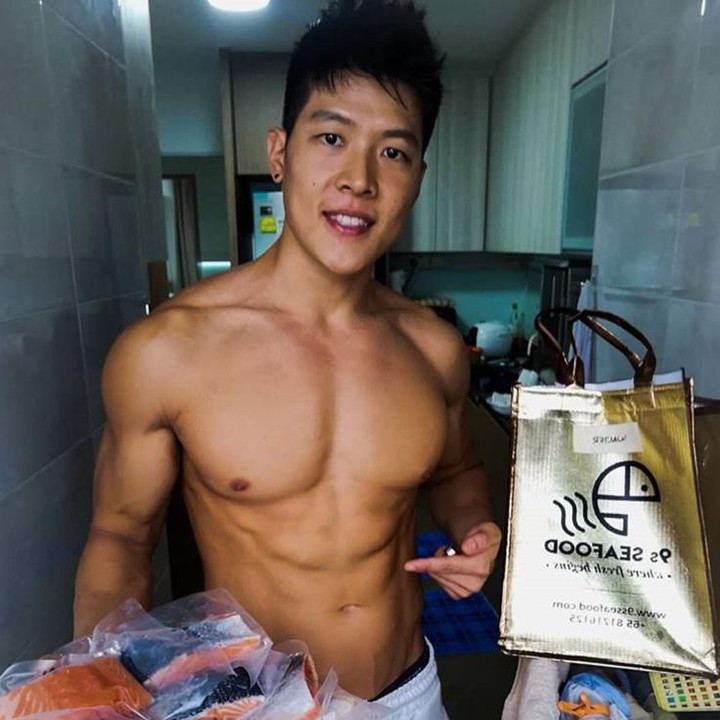 <p>Bahkan, ada pelanggan wanita yang dilarang pacarnya jajan di kios Walter karena cemburu. (Foto: Instagram/ @walkthewalter)  </p>
