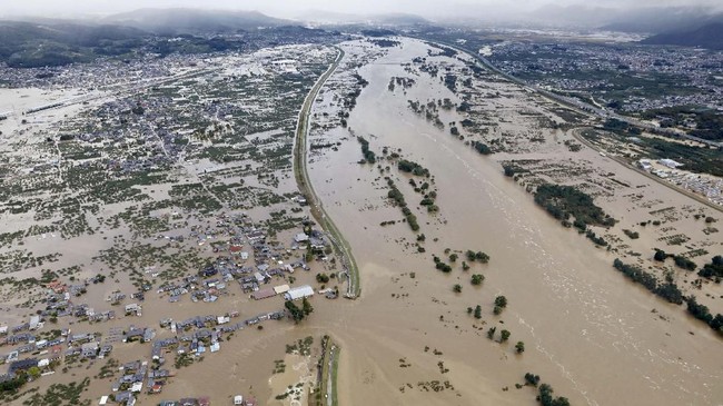 Kawasan Chiba di tenggara Tokyo terdampak sapuan Topan Hagibis paling parah.