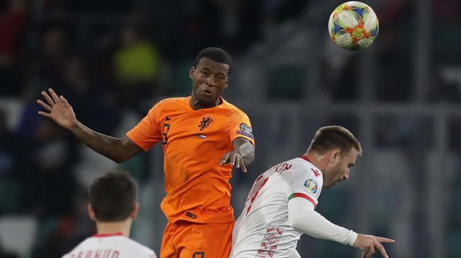 Kakak Lionel Messi, Rodrigo Messi diklaim menjadi perantara gelandang Georginio Wijnaldum merapat ke Barcelona pada musim depan.