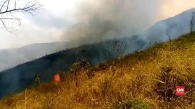 VIDEO: Hutan Gunung Ringgit Ludes Terbakar