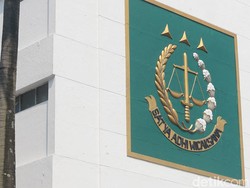 Kejagung Tetapkan 4 Pejabat Bea Cukai Batam Jadi Tersangka Kasus Impor Tekstil