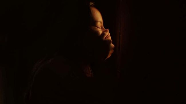 Joko Anwar mengumumkan film terbarunya, 'Perempuan Tanah Jahanam' berhasil meraih lebih dari sejuta penonton usai tayang sembilan hari.