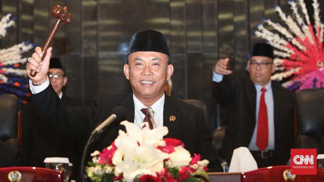Ketua DPRD DKI Jakarta periode 2019-2024 Prasetio Edi Marsudi membeberkan program prioritasnya. Dia akan mendahulukan pembentukan alat kelengkapan dewan (AKD).