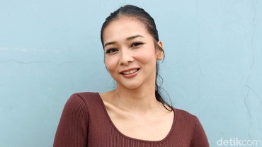 Konfirmasi Mey Chan tentang Kabar Sang Ayah Meninggal karena Covid-19