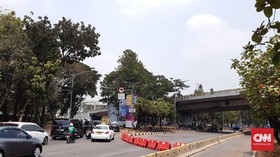 Jalan Depan Gedung DPR Ditutup, Lalu Lintas Dialihkan