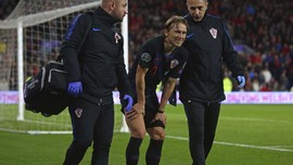 FOTO: Tiga Bintang Sepak Bola Cedera Berjemaah