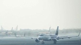 Cuaca Buruk, Pesawat Scoot Sempat Berputar di Atas Bandara Manado