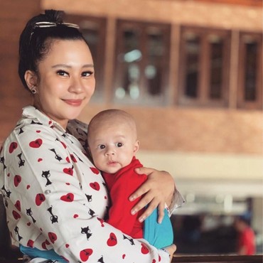 Alasan Chikita Meidy Tak Mau Gunakan Jasa Baby Sitter