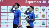 FOTO: Leo/Daniel Bawa Merah-Putih Berkibar di Rusia Leo Rolly Carnando/Daniel Marthin berhasil membawa bendera Merah-Putih ke tempat tertinggi di final Kejuaraan Dunia Badminton Junior.