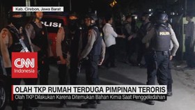 VIDEO: Polisi Olah TKP Rumah Terduga Pimpinan Teroris
