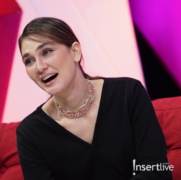 Luna Maya Ungkap Ada 'Rahasia' di Sekitar Perutnya, Apa Itu?