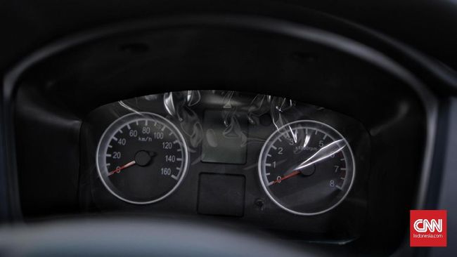 Dianggap Sebagai 'Otak', Kenali Ciri-ciri ECU Mobil Rusak Bila bagian otak mobil ini mengalami kerusakan, bisa dipastikan kerja mobil tidak maksimal, bahkan hal paling buruk yaitu mesin mobil tidak bisa dinyalakan.