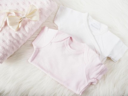 10 Ide Kado untuk Bayi Laki-laki yang Memorable dan Bermanfaat