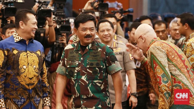 Panglima TNI Marsekal Hadi Tjahjanto menyebut Papua memiliki kerawanan konflik horizontal di Pilkada 2020.