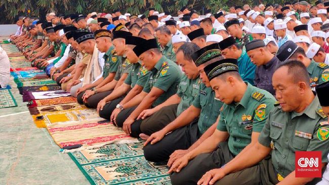 Kabut Asap Pekat, Satgas Karhutla Palembang Salat Istisqa