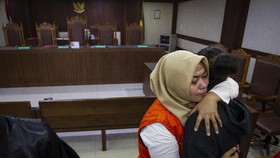 Bebasnya Terdakwa Video 'Penggal Jokowi' dan Momok UU ITE