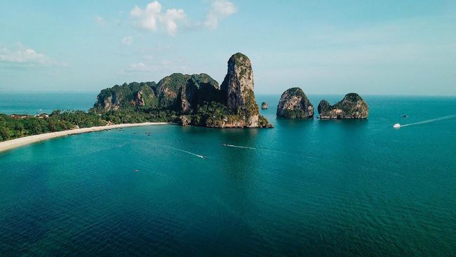 Krabi, Destinasi Alternatif untuk Menjauhi Keriuhan Phuket