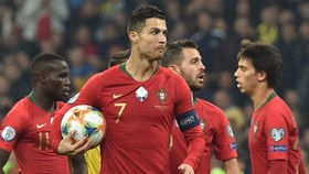 Ronaldo Cetak Gol Ke-700 Usai Bobol Gawang Ukraina