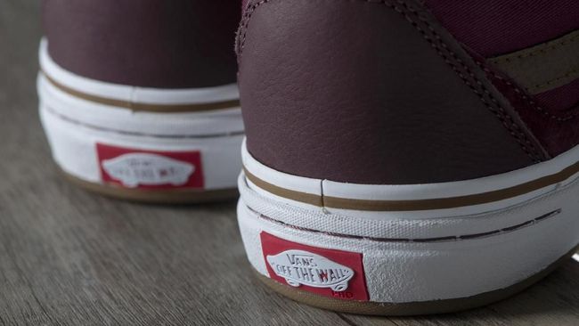 Gara-gara sikap kontroversialnya, label streetwear Vans harus berhadapan dengan amukan para pendukung aksi demonstrasi Hong Kong.
