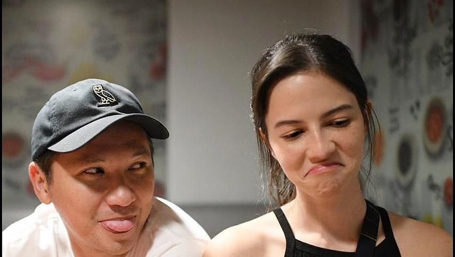 Gading Marten diisukan segera me;amar Juria Hartmans dalam waktu dekat.